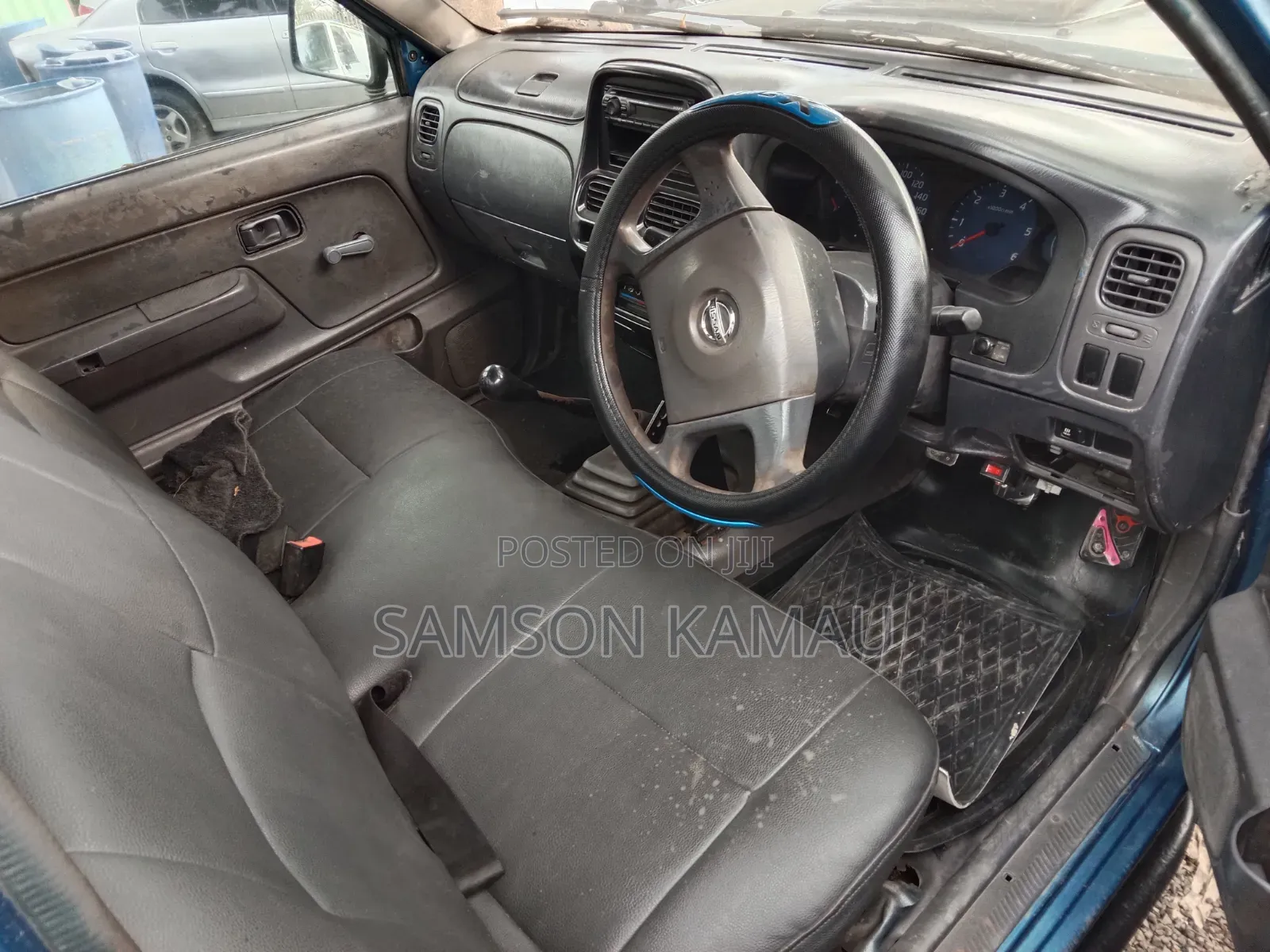 Nissan Hardbody 2014 Blue