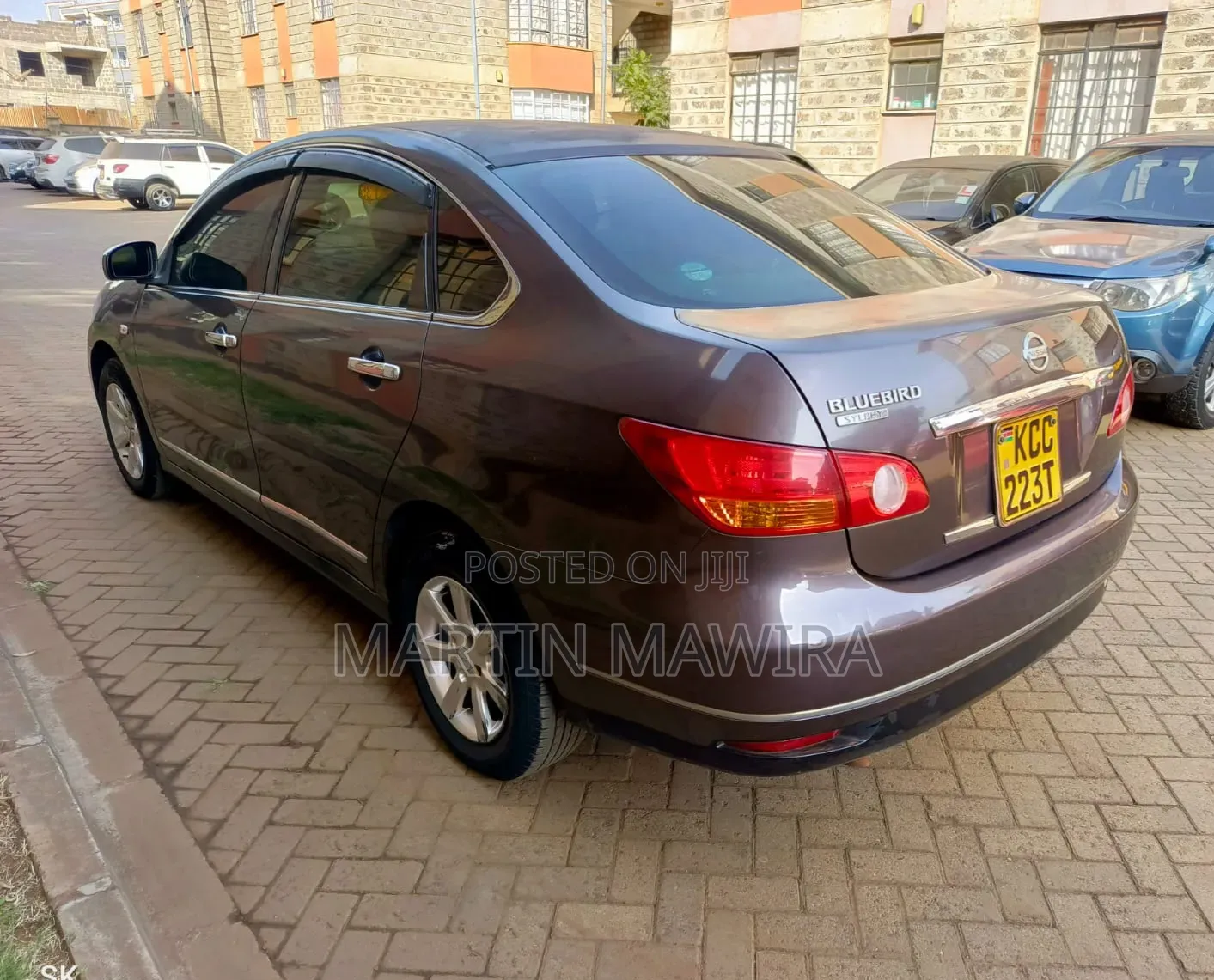 Nissan Bluebird 2008 Brown