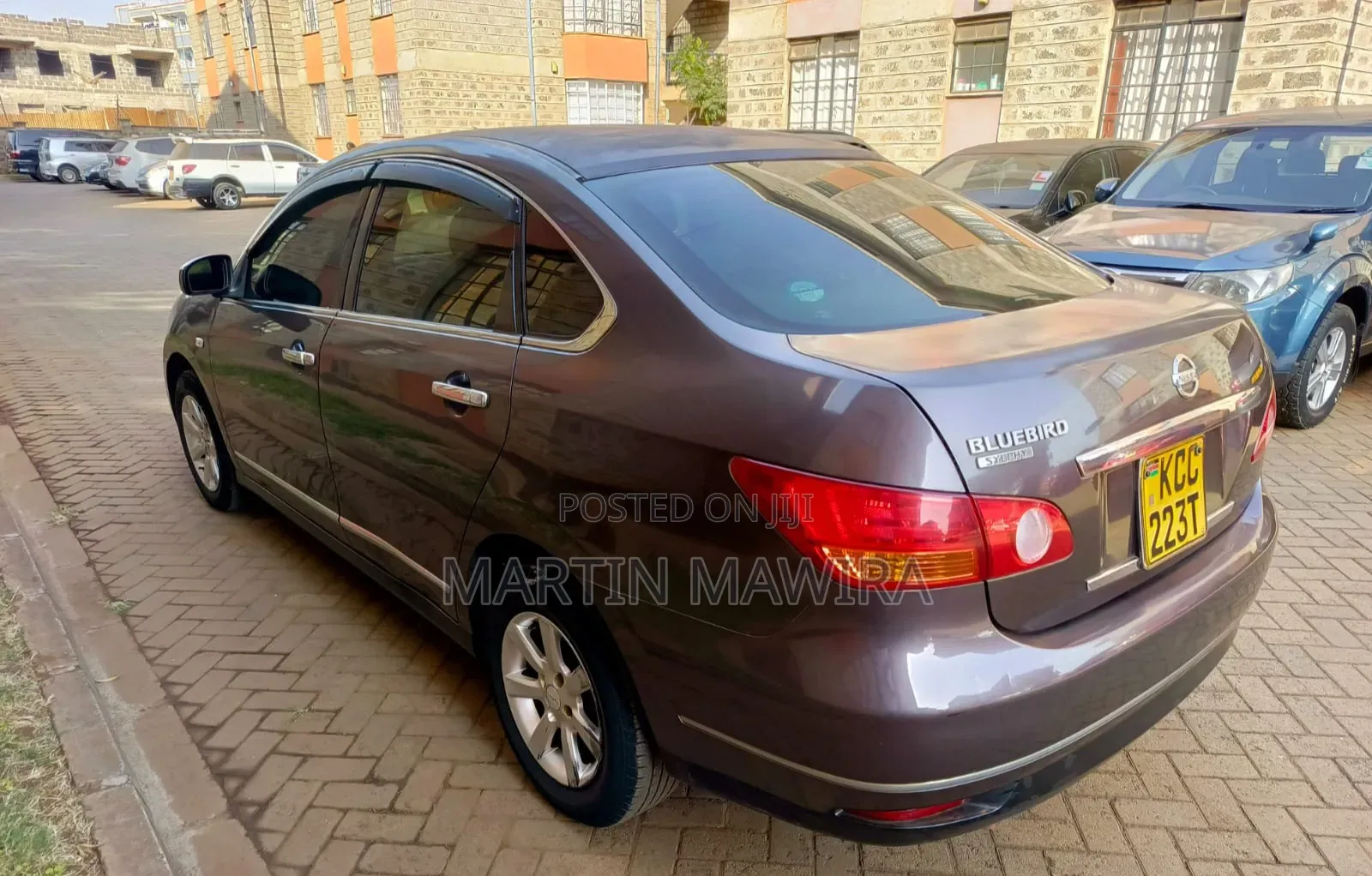 Nissan Bluebird 2008 Brown