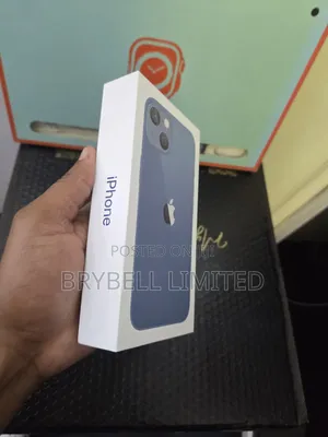 New Apple iPhone 13 128 GB Blue