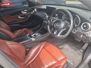 Mercedes-Benz C200 2016 Black
