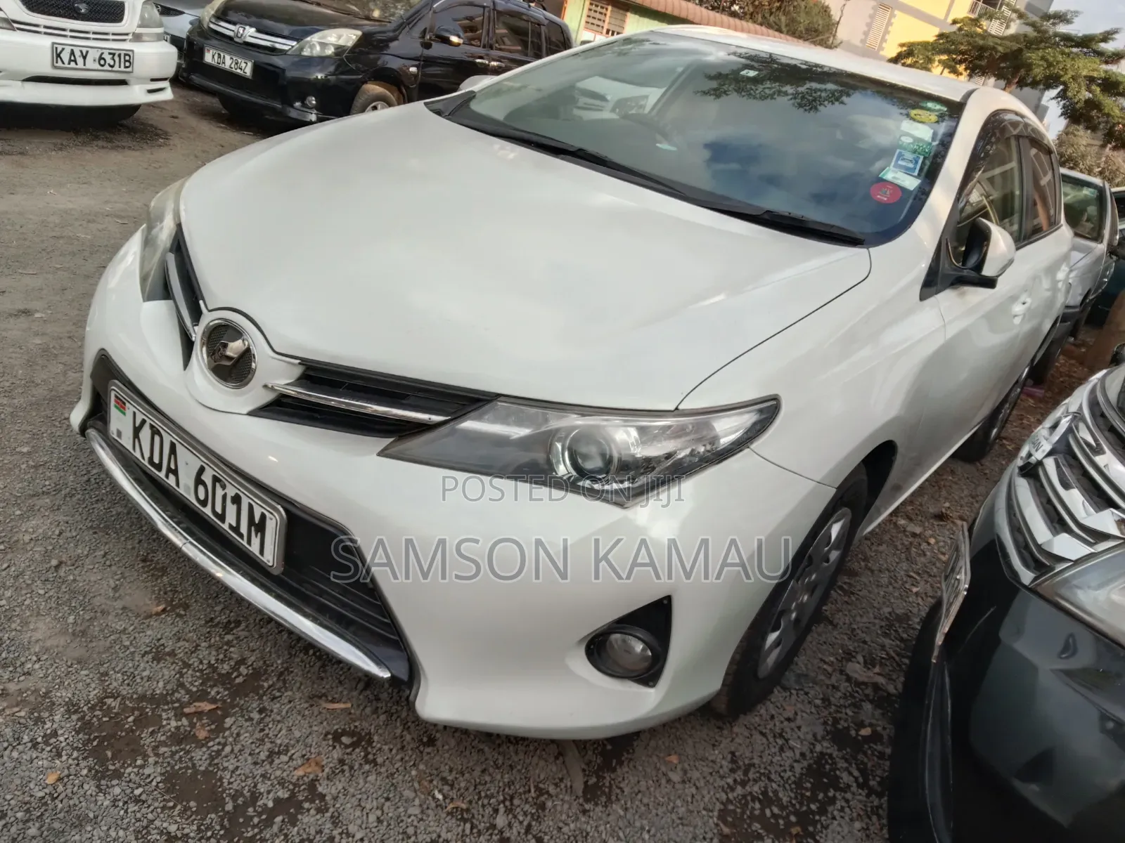 Toyota Auris 2013 White