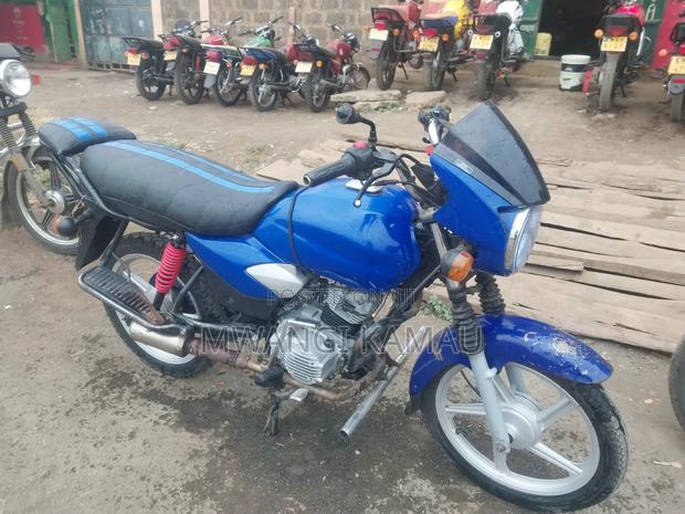 TVS HLX Plus ES 2025 Blue - thumbnail 2