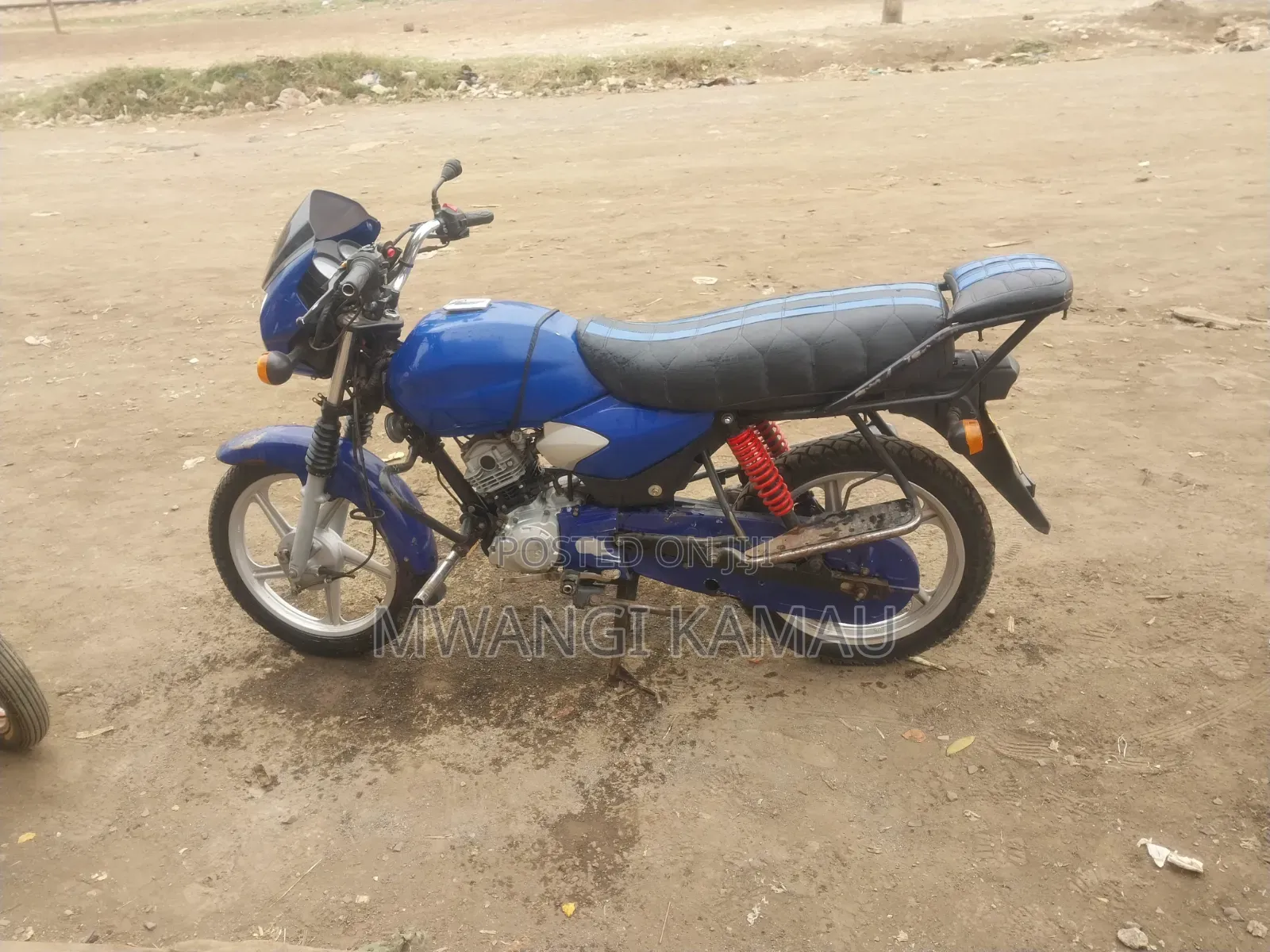 TVS HLX Plus ES 2025 Blue