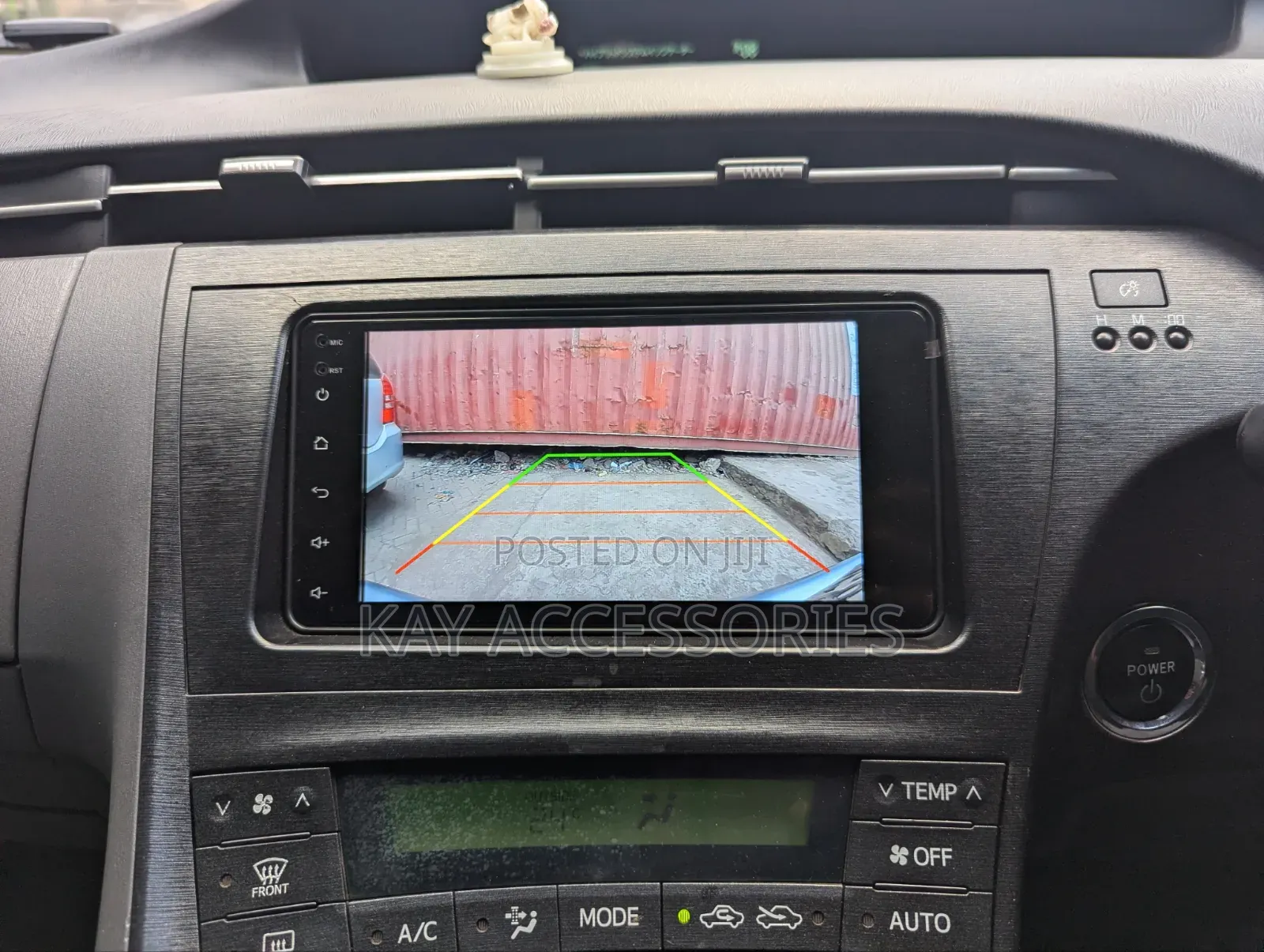 Toyota Prius V 2010 Silver