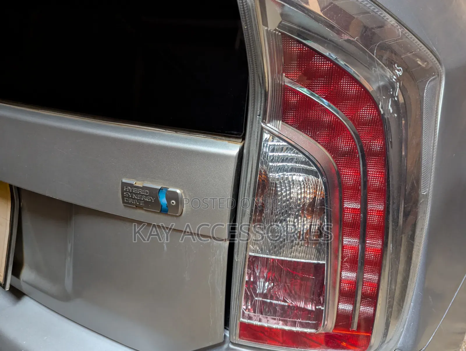 Toyota Prius V 2010 Silver