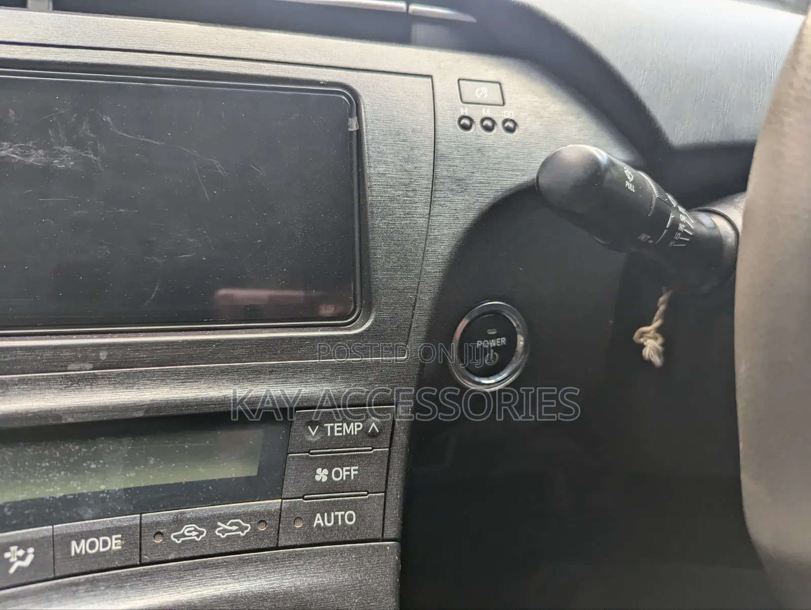 Toyota Prius V 2010 Silver