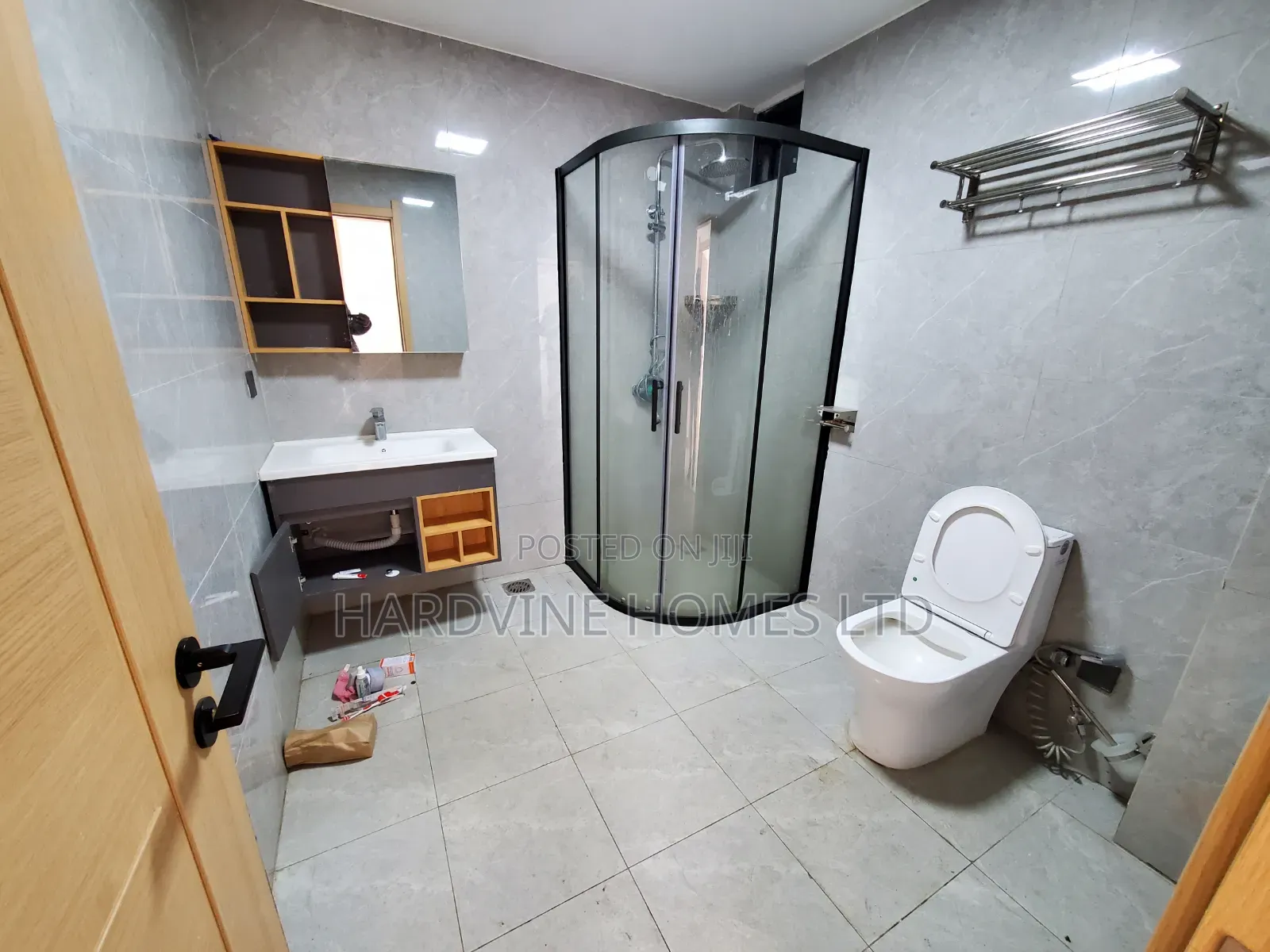 1bdrm Apartment in Valley Arcade for rent