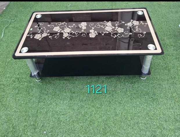 Black Glass Table - thumbnail 2