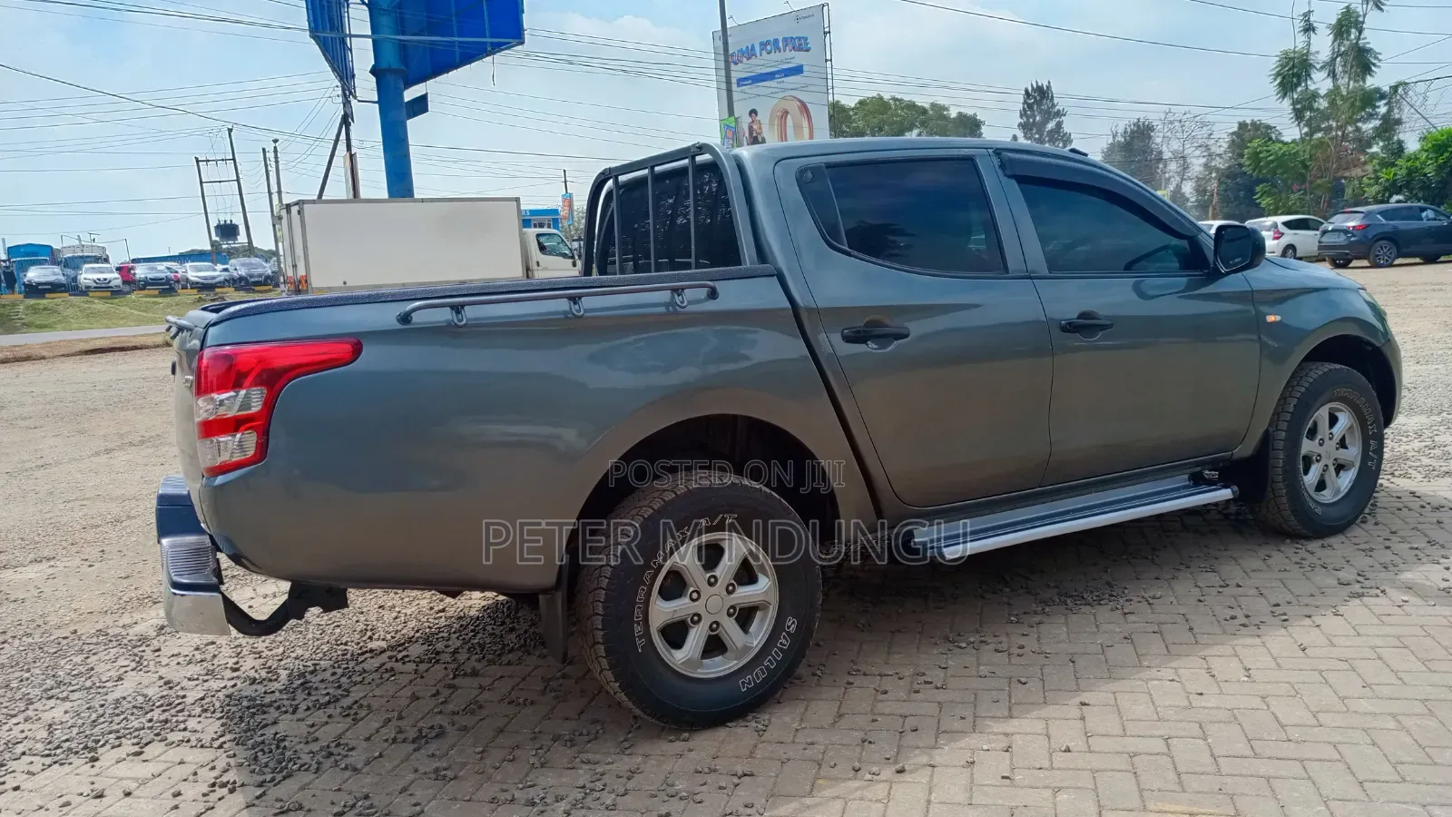 Mitsubishi L200 2015 Gray