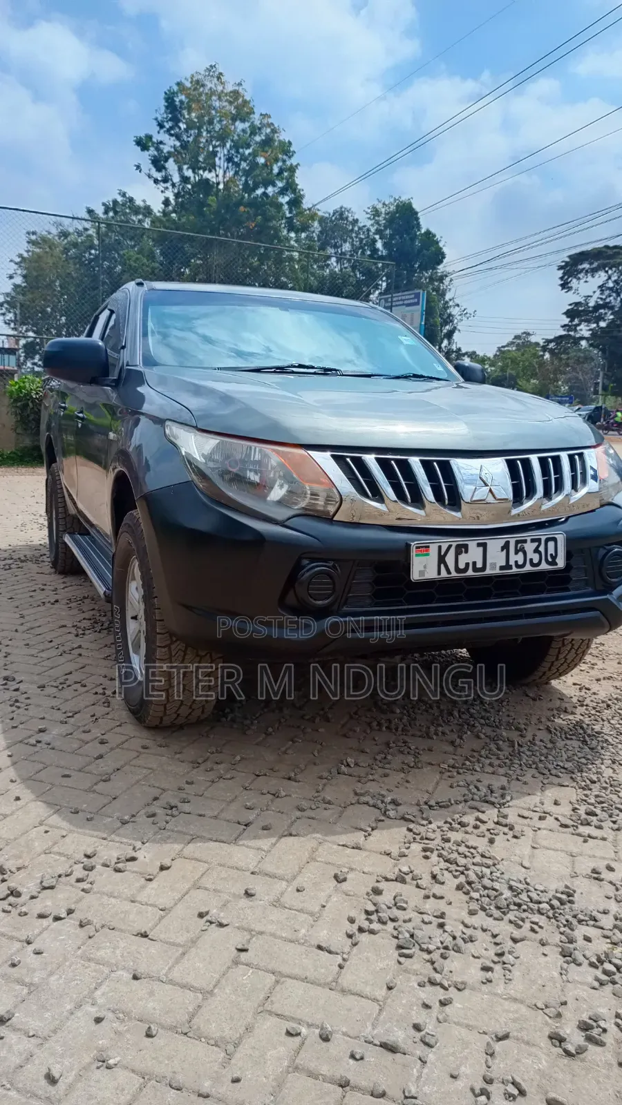 Mitsubishi L200 2015 Gray
