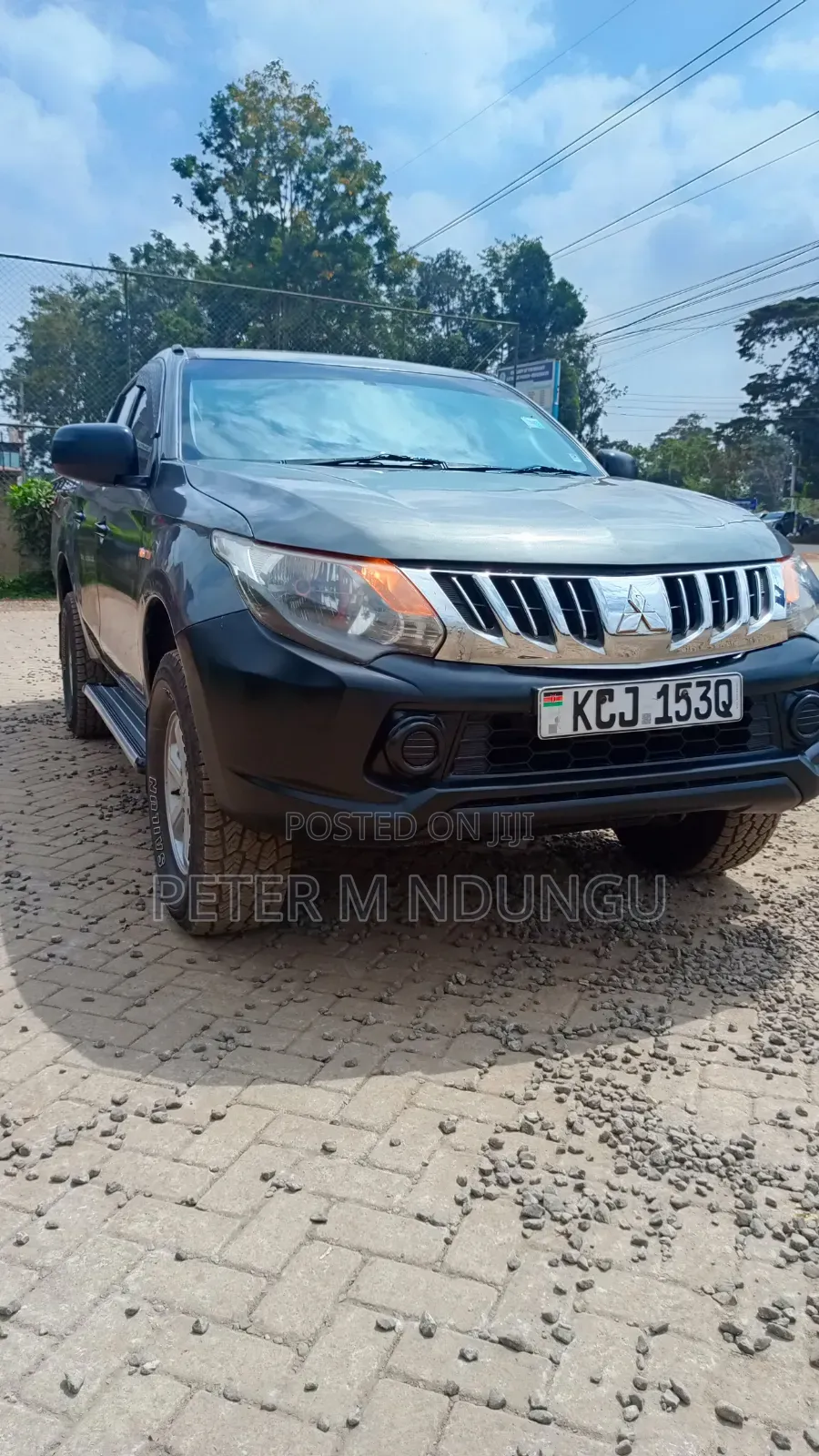 Mitsubishi L200 2015 Gray