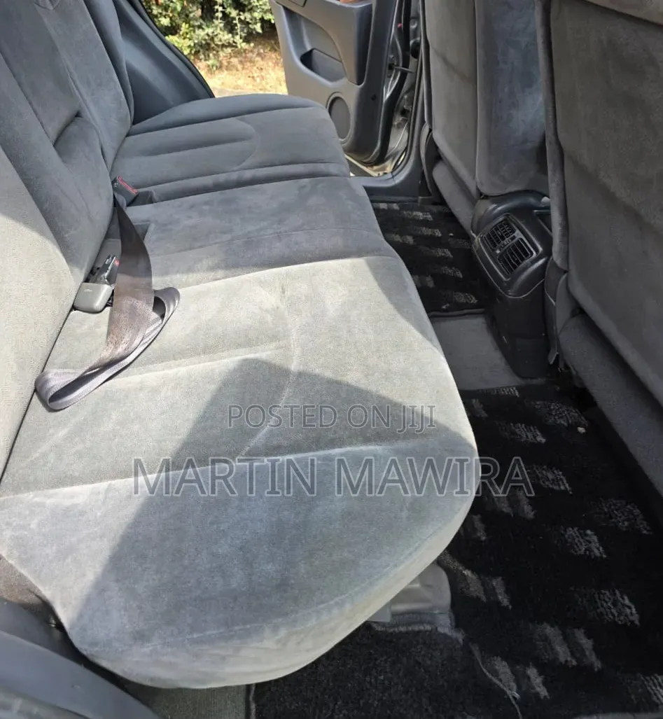 Toyota Harrier 2003 Silver
