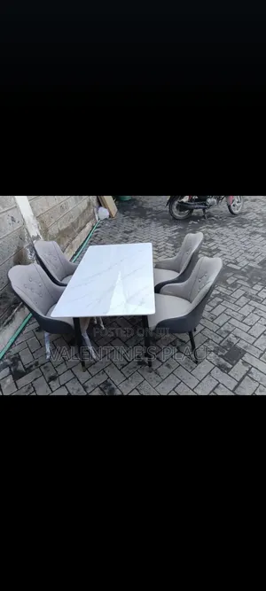 4 Seater Dining Set