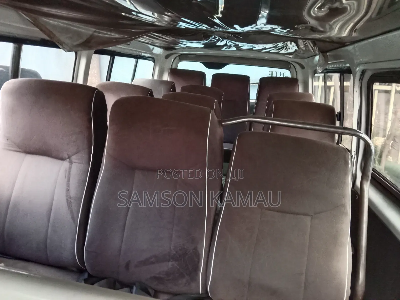 Toyota HiAce 2009 White