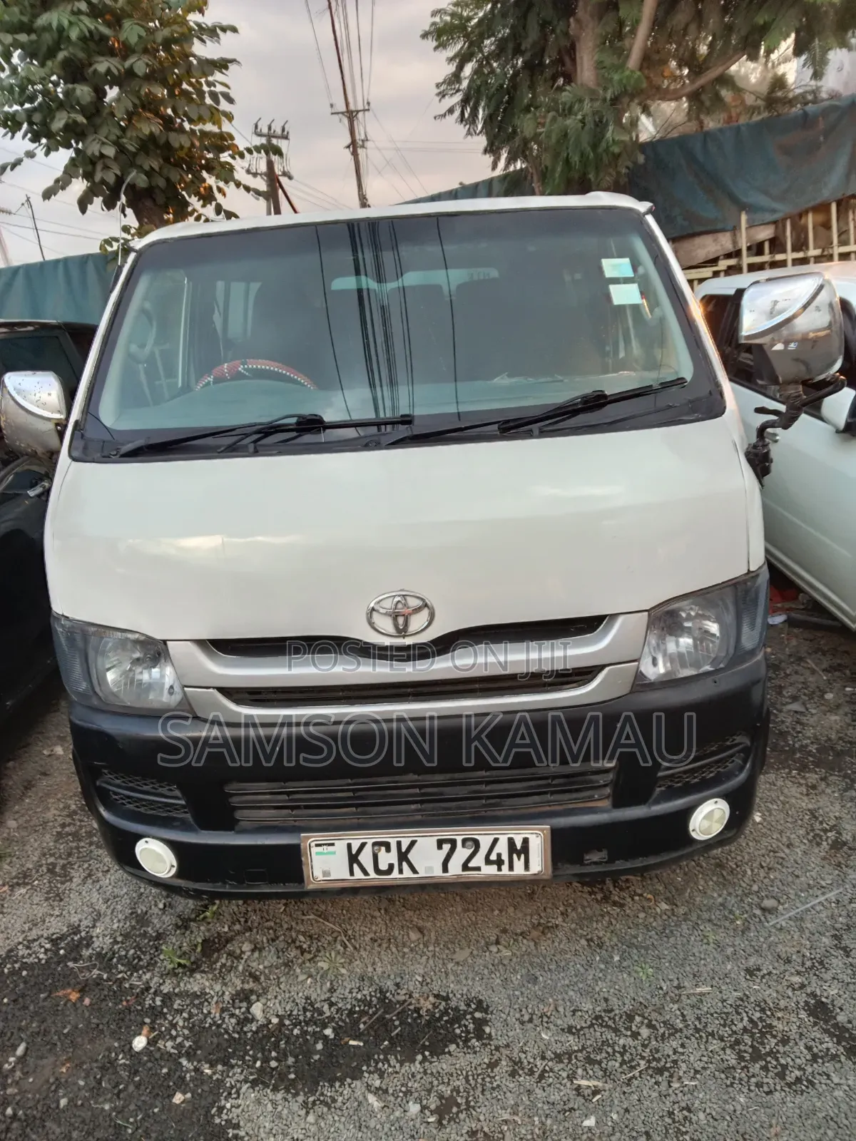 Toyota HiAce 2009 White