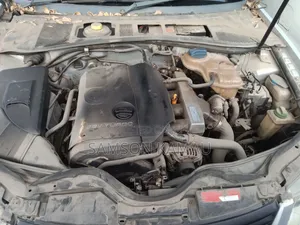 Volkswagen Passat 2000 Silver