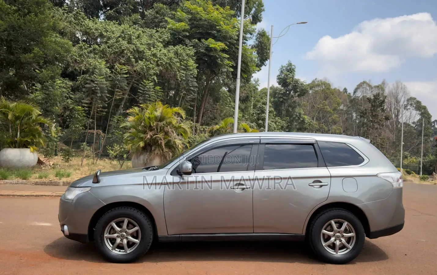 Mitsubishi Outlander 2012 Gray