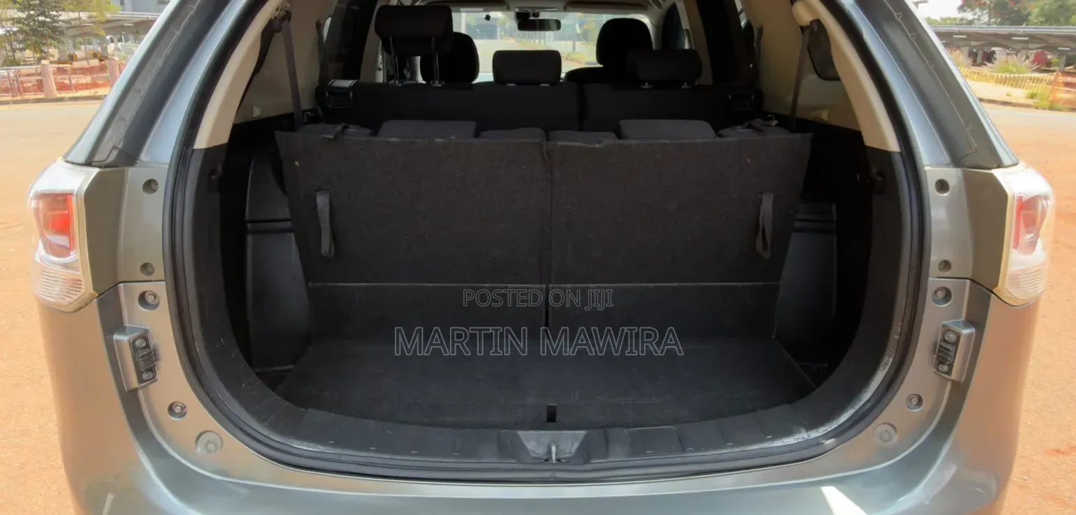 Mitsubishi Outlander 2012 Gray