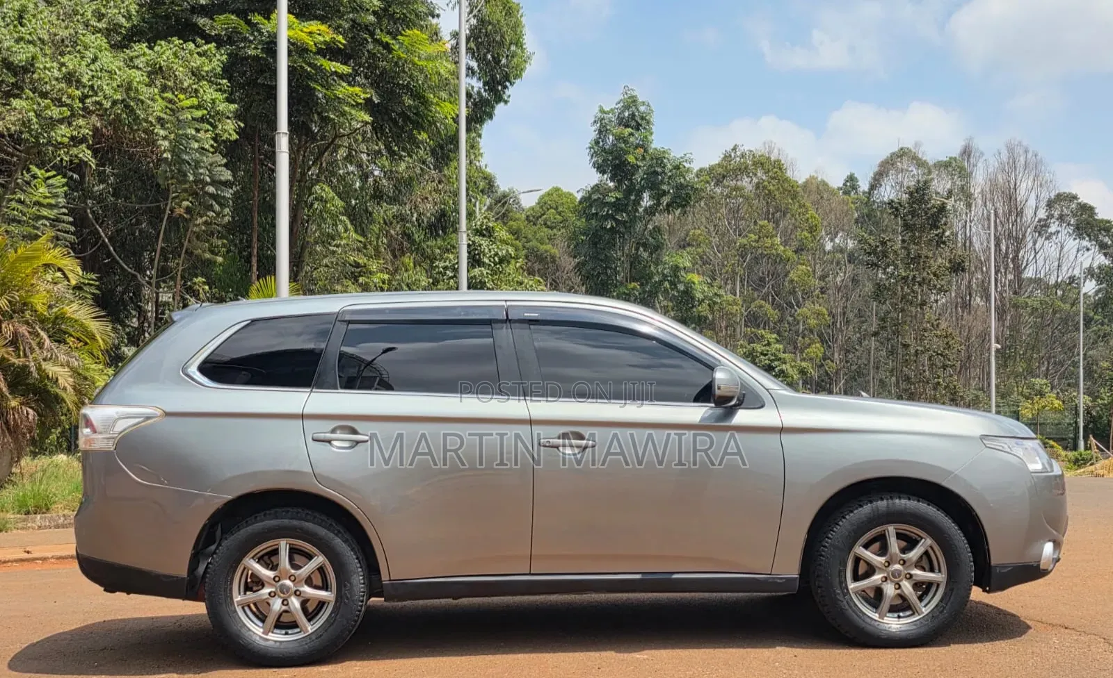 Mitsubishi Outlander 2012 Gray