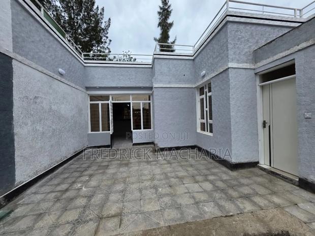 3bdrm Bungalow in Mugutha, Murera for sale - thumbnail 2