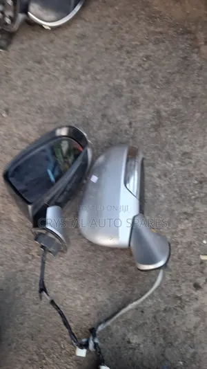 Wish 2010-2015 Side Mirrors