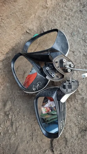 Wish 2010-2015 Side Mirrors