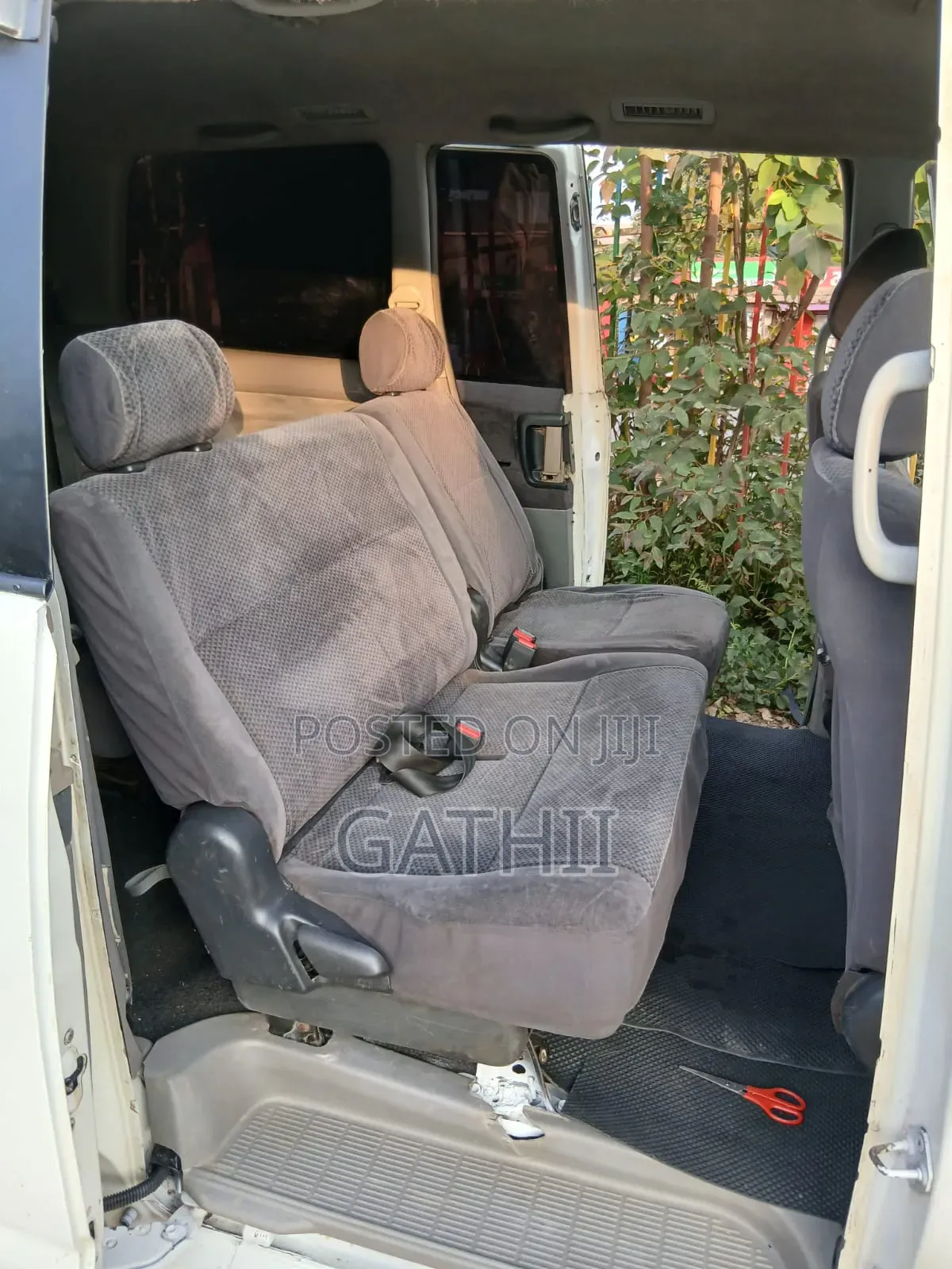 Toyota Noah 2004 White