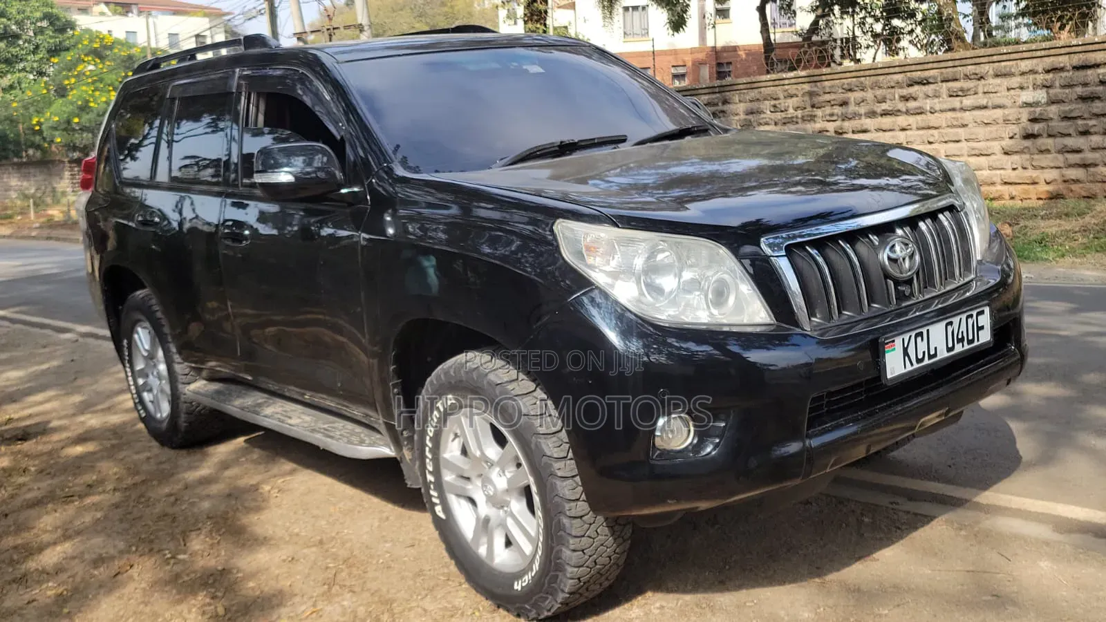 Toyota Land Cruiser Prado 2010 Black