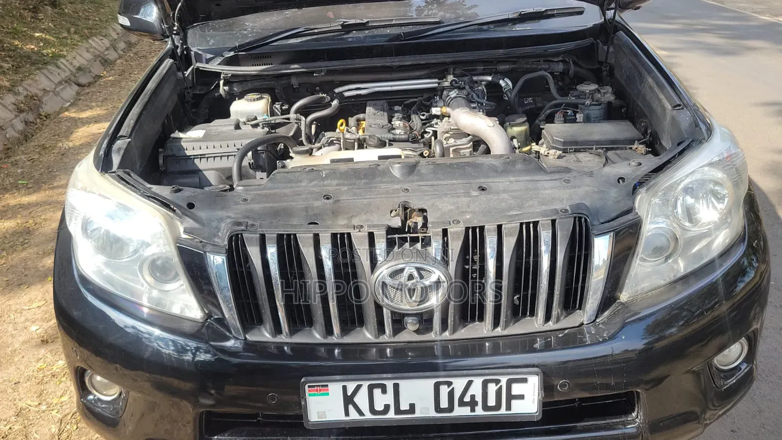 Toyota Land Cruiser Prado 2010 Black