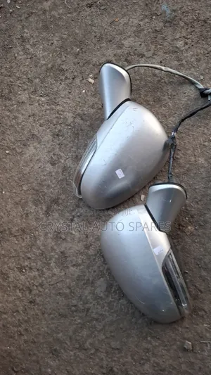 Ractis 2010-2015 Side Mirrors