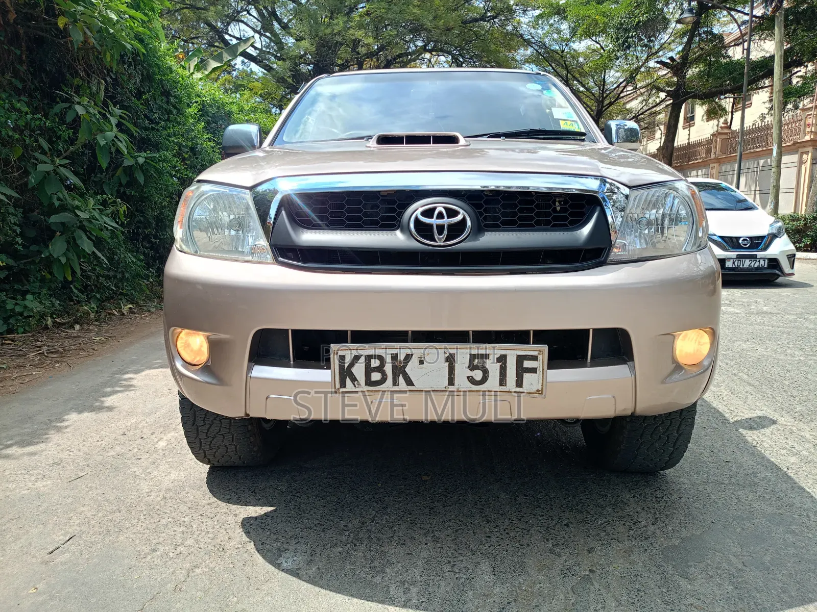 Toyota Hilux 2.5 Cab 2005 Gold
