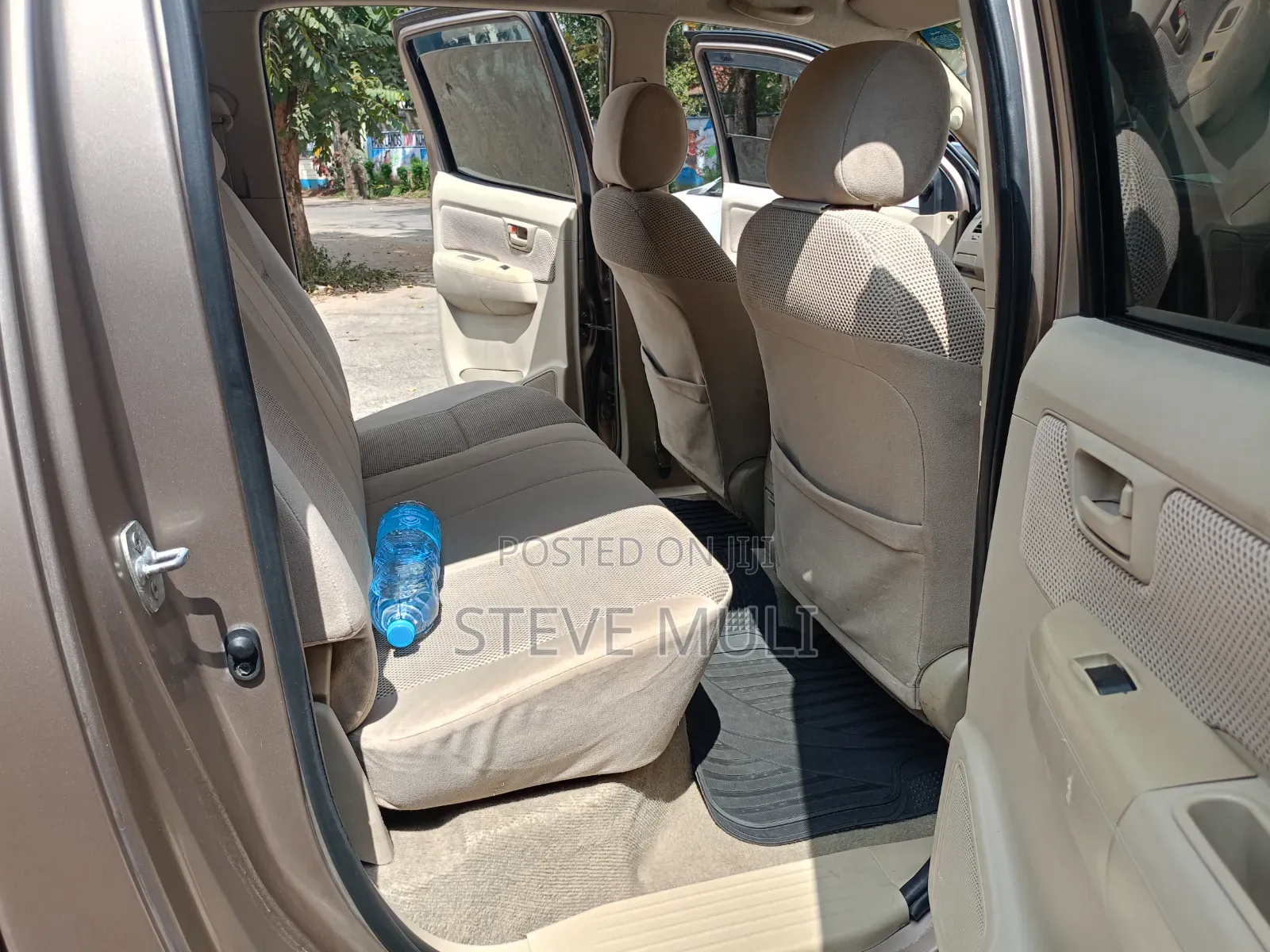 Toyota Hilux 2.5 Cab 2005 Gold