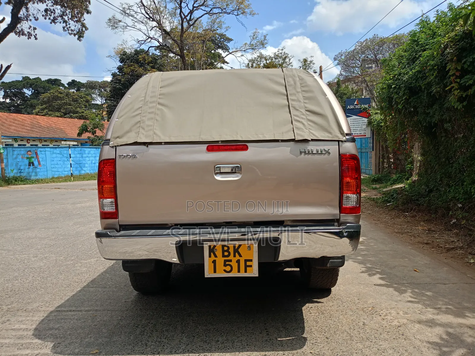 Toyota Hilux 2.5 Cab 2005 Gold