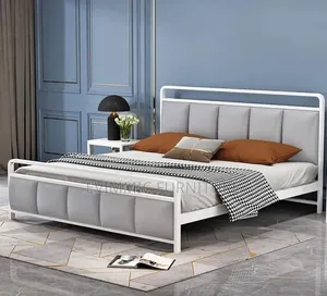 Aesthetic Faux Leather Turfted Upholstered Headboard Queen Size