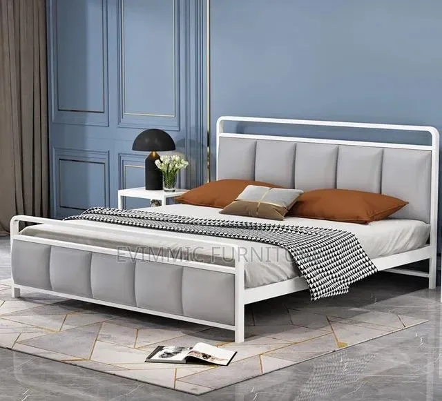 Aesthetic Faux Leather Turfted Upholstered Headboard Queen Size