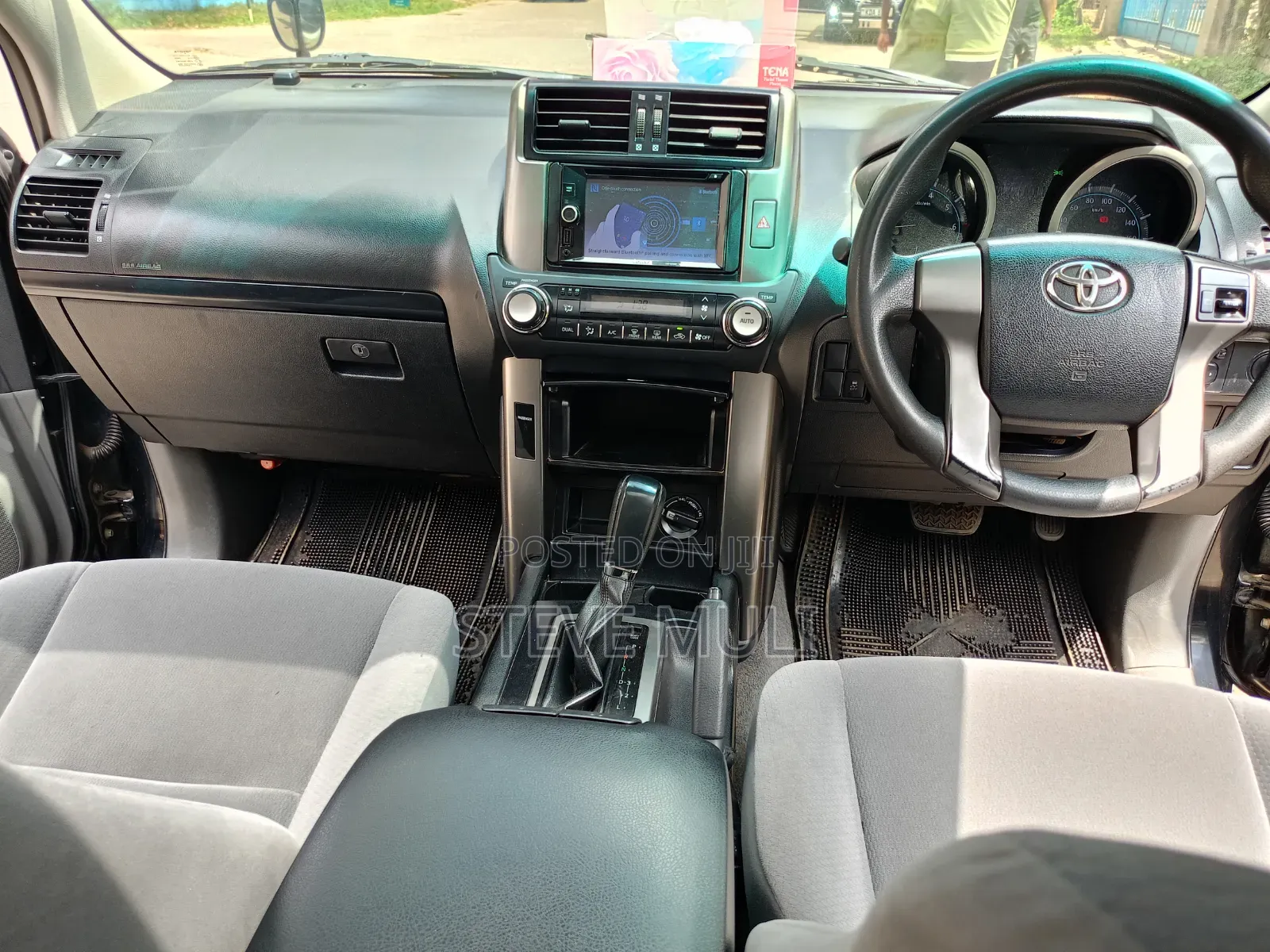 Toyota Land Cruiser 2012 Black