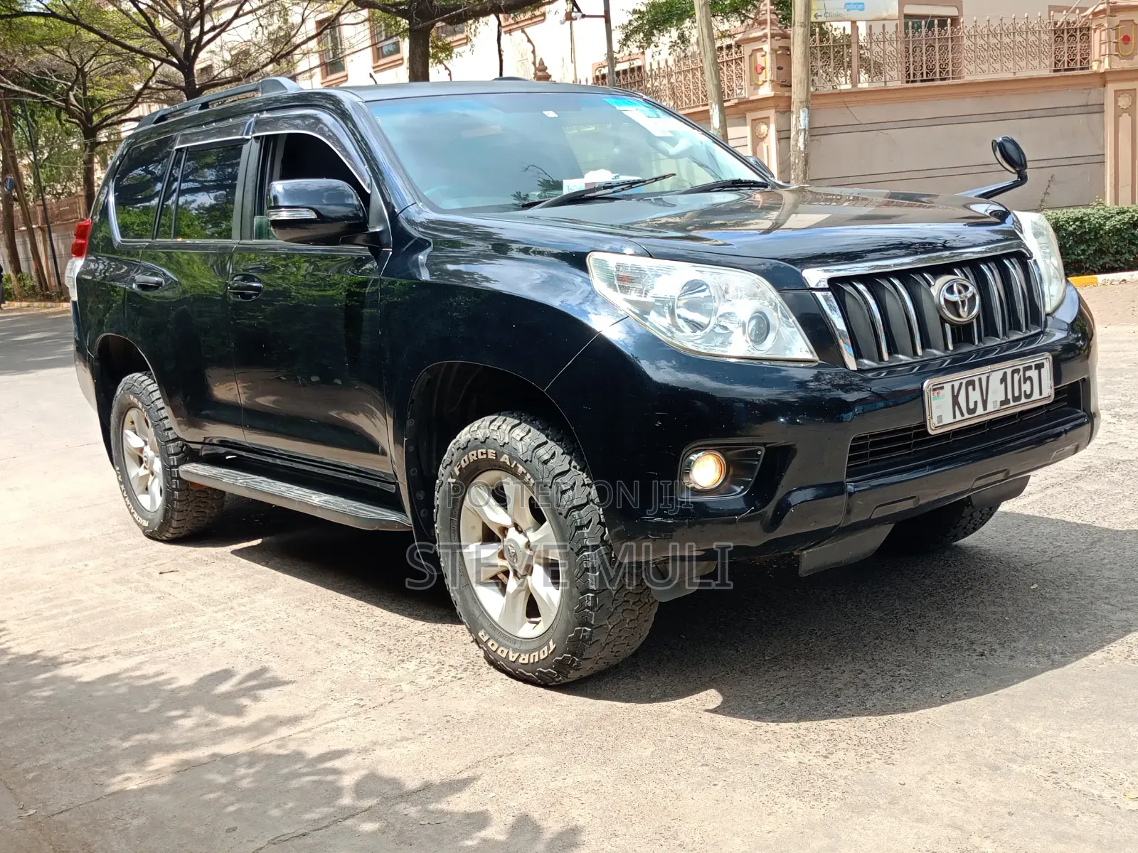 Toyota Land Cruiser 2012 Black
