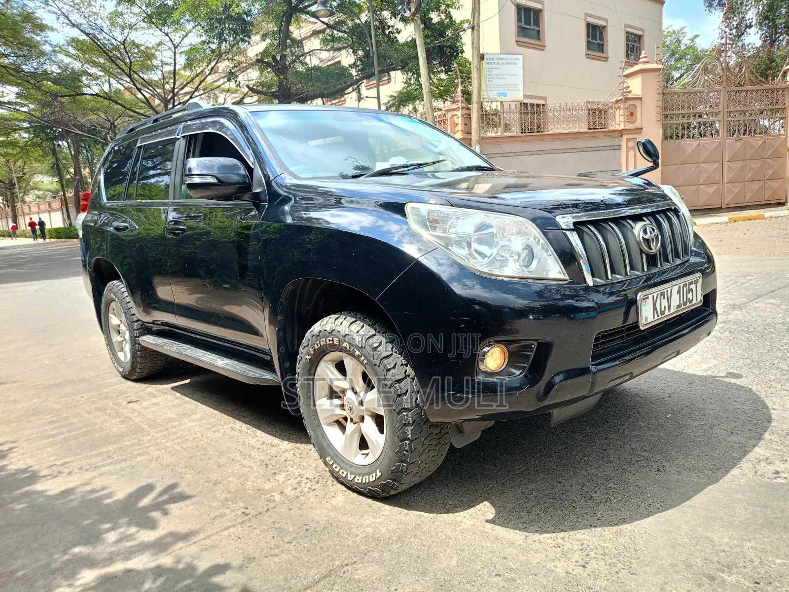 Toyota Land Cruiser 2012 Black