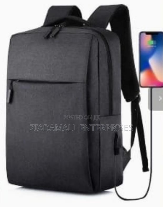 Antitheft Laptop Bag With a USB Charging Port - Grey