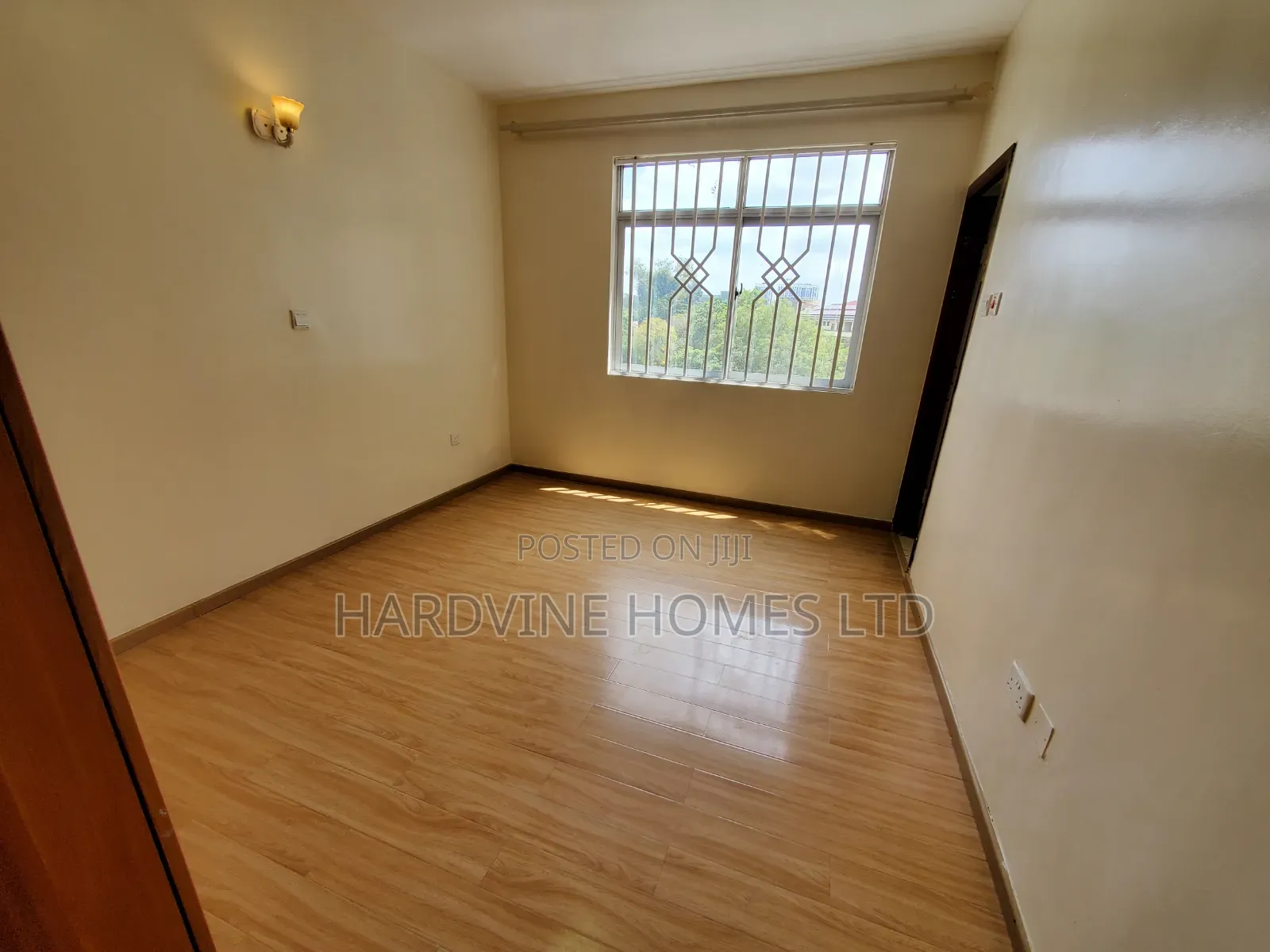 2bdrm Apartment in Valley Arcade for rent