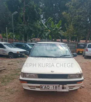 Toyota Corolla 1996 White
