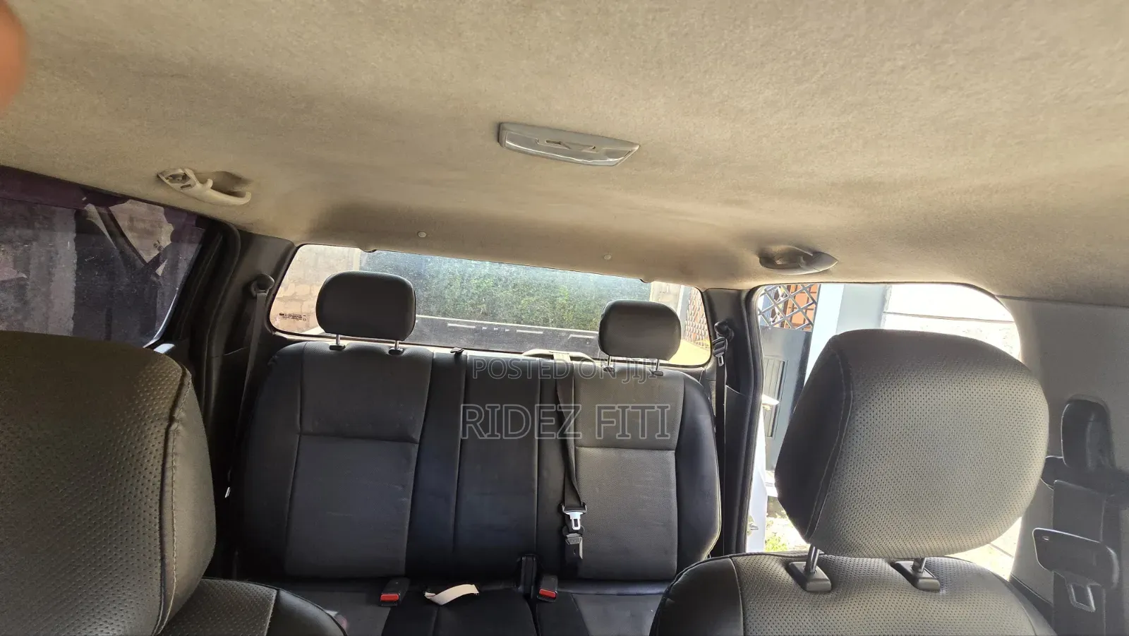 Isuzu D-MAX 2015 White