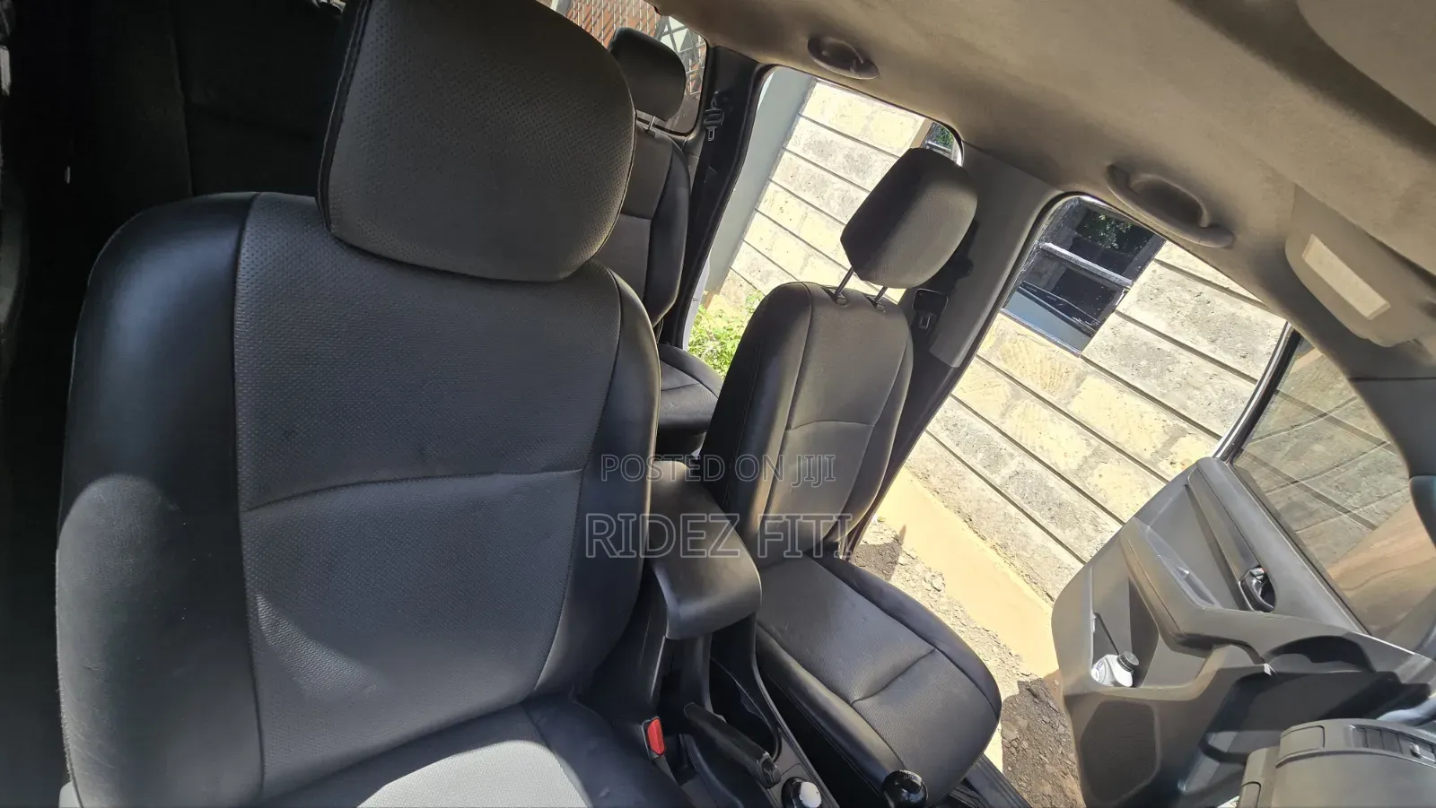 Isuzu D-MAX 2015 White