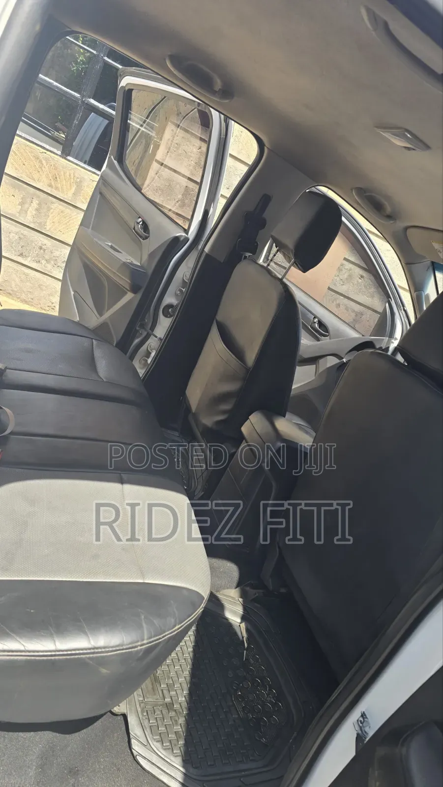 Isuzu D-MAX 2015 White