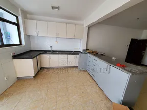 3bdrm Apartment in Valley Arcade for rent