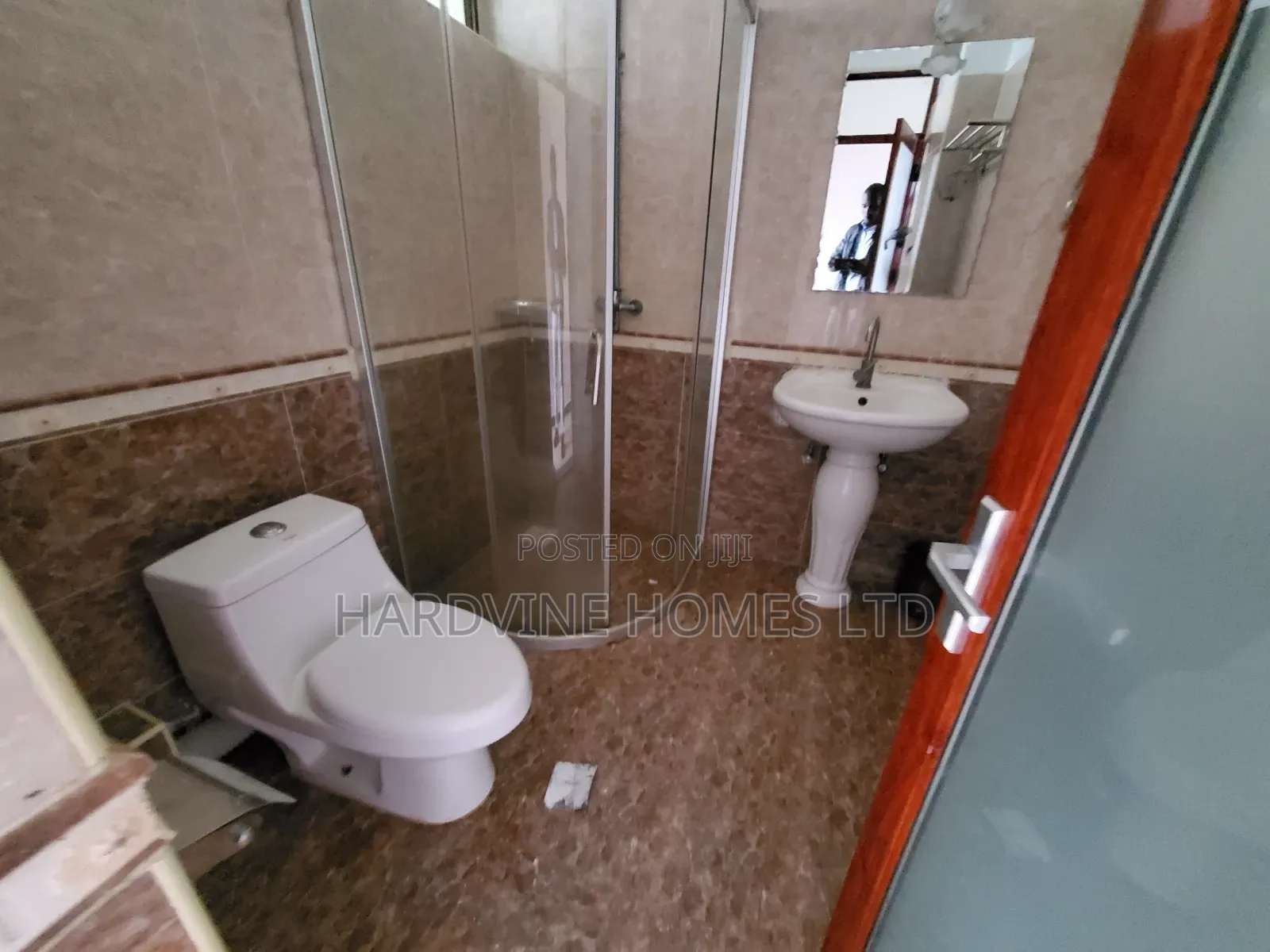 3bdrm Apartment in Valley Arcade for rent