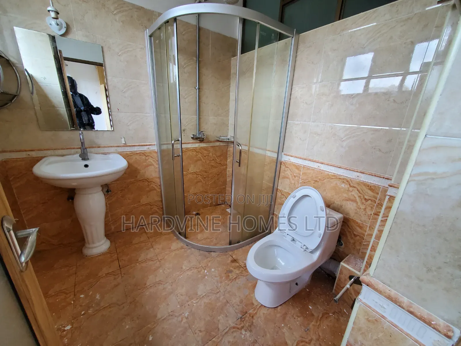 3bdrm Apartment in Valley Arcade for rent