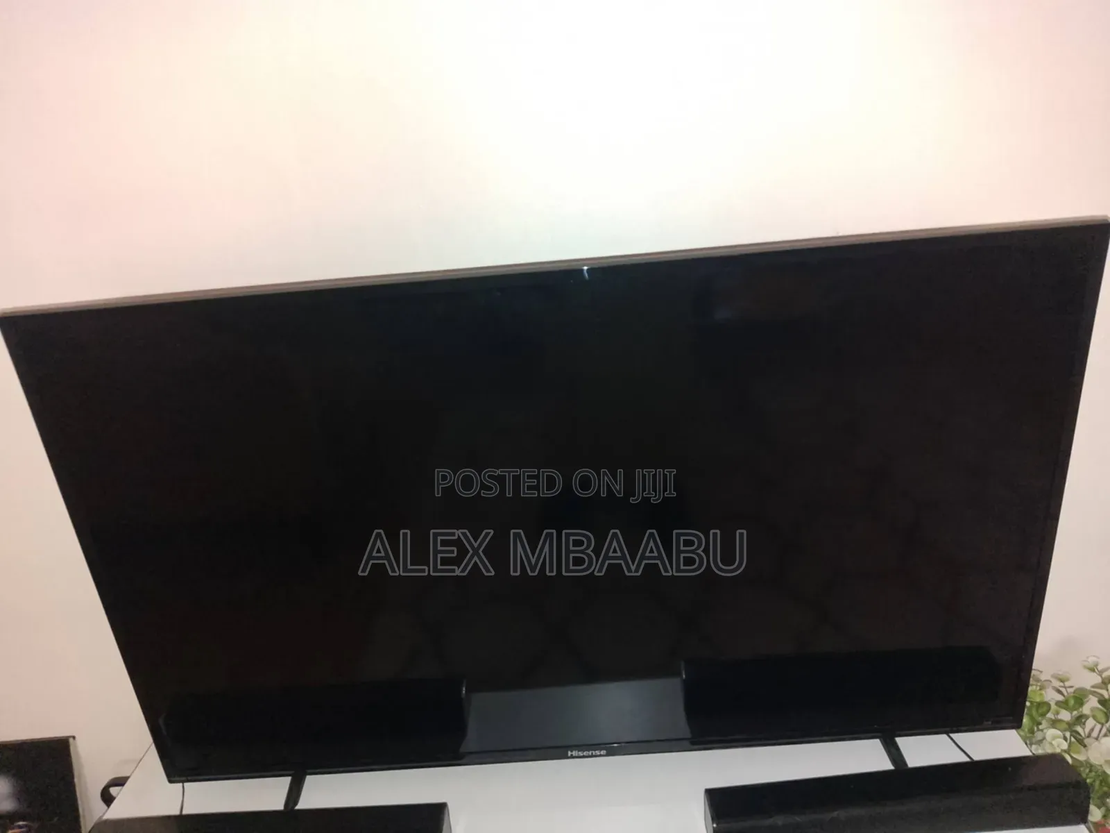 Hisense TV 50"