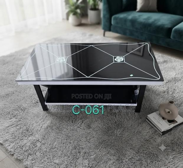 Modern Glass Coffee Table (Model C-061) - Sleek Living Room